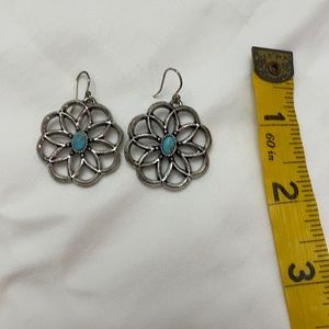 Women’s earrings with turquoise accent